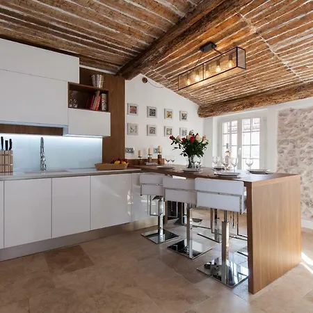 Maison Baieta Apartment *